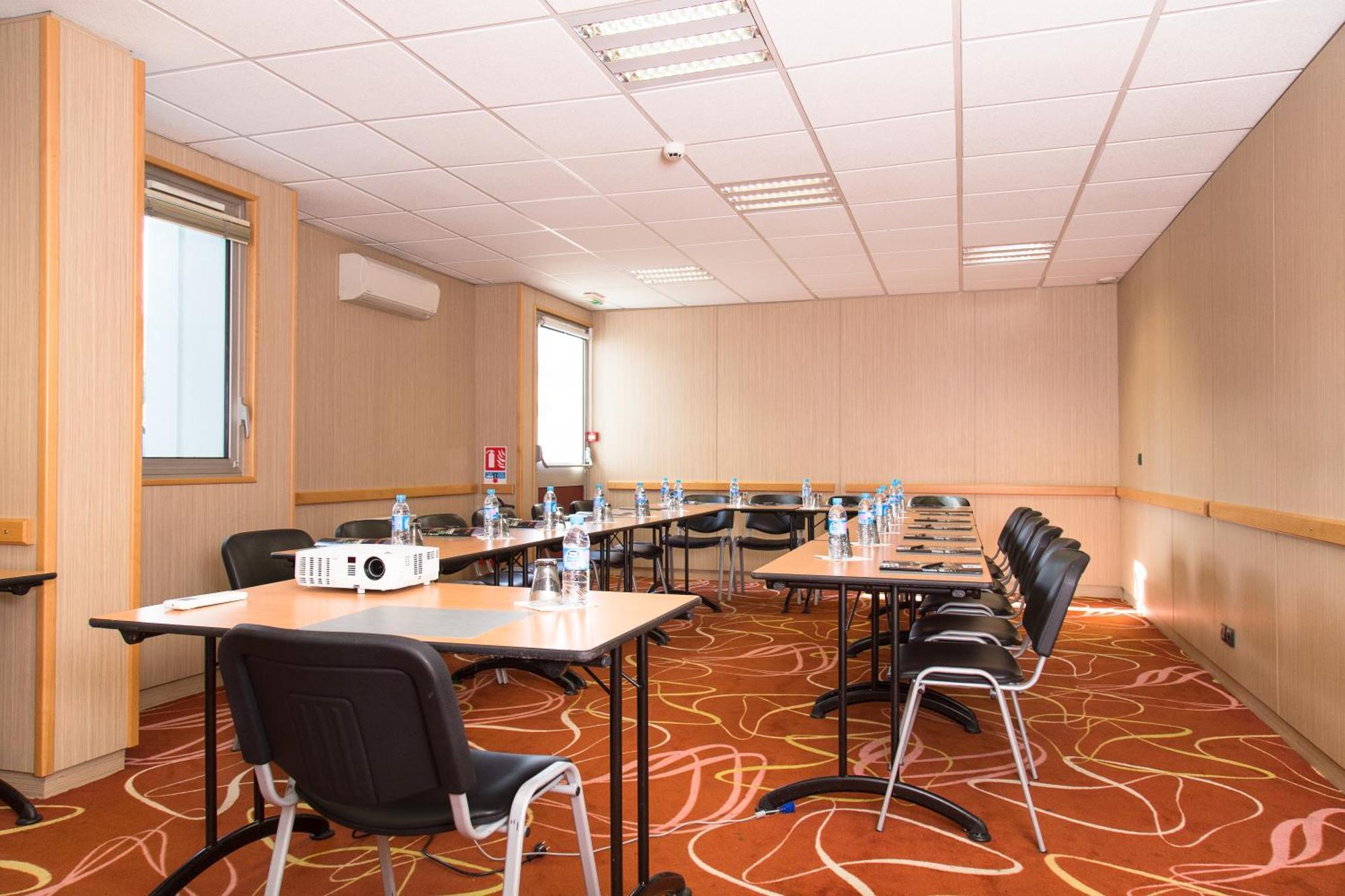 Brit Hotel Toulouse Colomiers - L'Esplanade Екстериор снимка